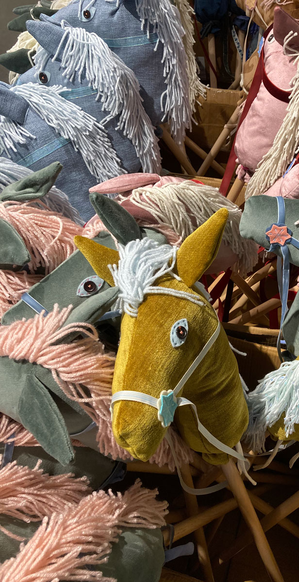 home_sew_hlhorses home_sew_hlhorses